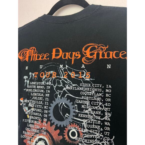 Three Days Grace Human Tour 2015 Short Sleeve Band T-Shirt Size Small - Picture 5 of 6